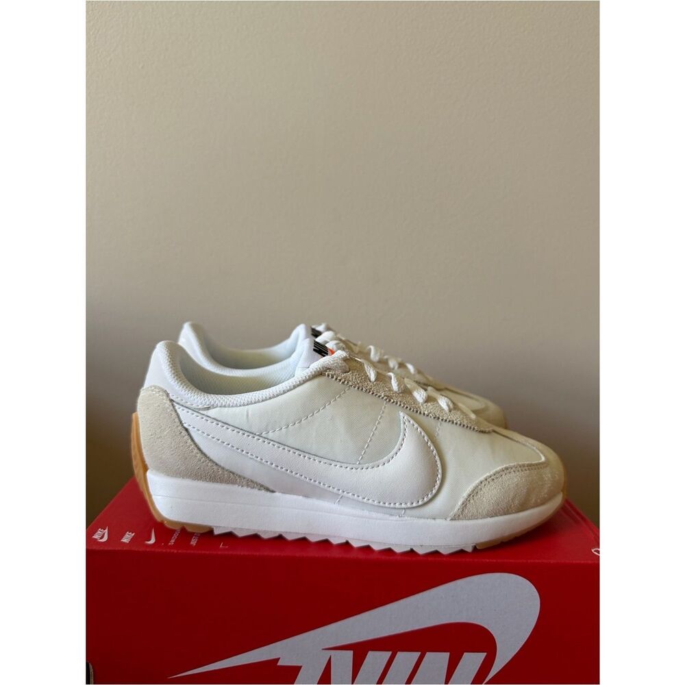 Nike Pacific White HM4771-103 Women’s Size 6